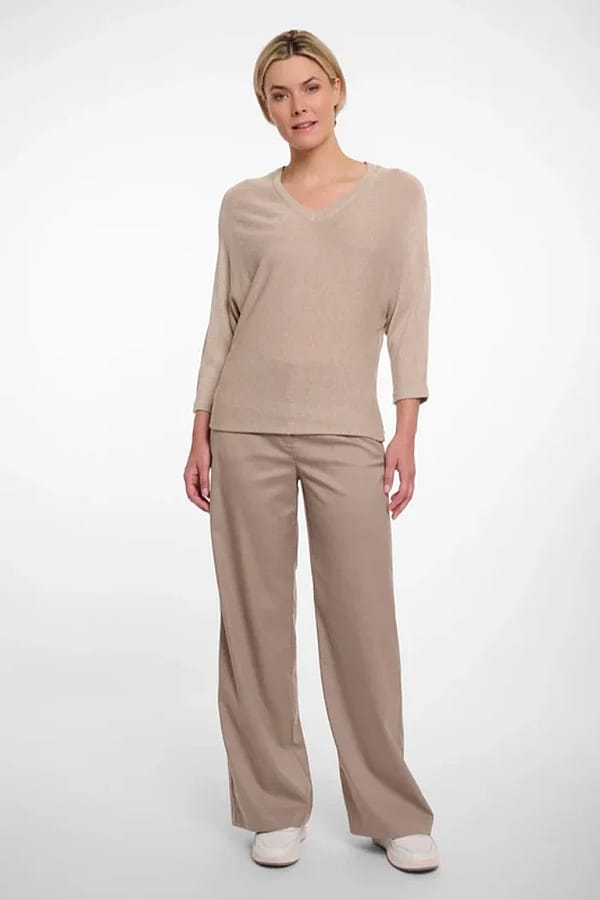 Desert V-Neck Bat Sleeve Top