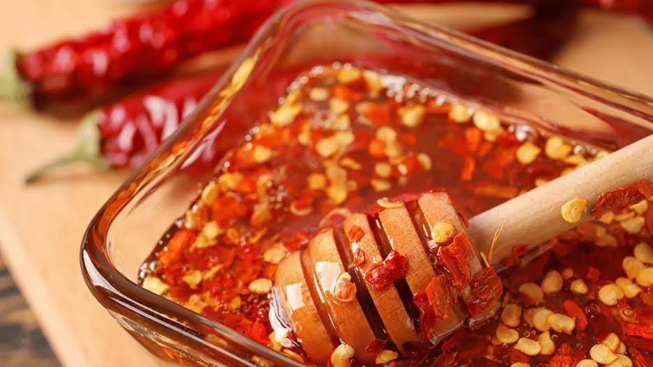Hot Honey, a condiment that embraces the swicy trend