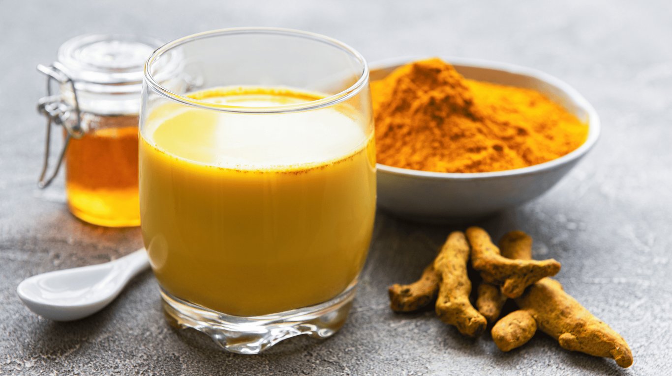 Golden latte, a turmeric-based functional drink