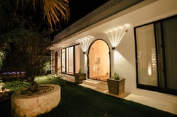 The House By the SEA