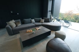 KITOW private villa