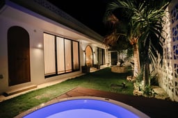 The House By the SEA
