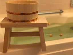 俵屋-大きな屋根の家-