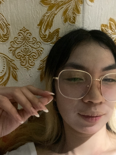 Hatty Gillera's avatar