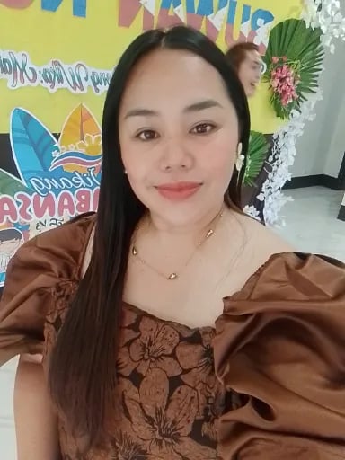 April Dianne's avatar