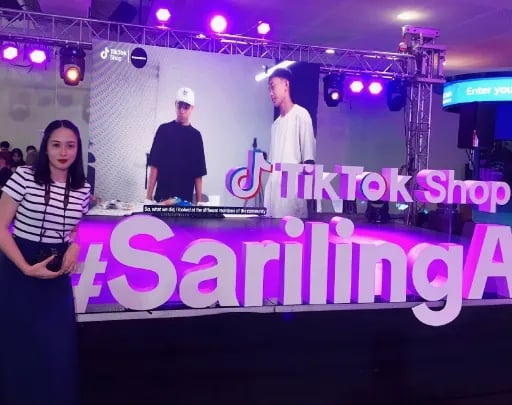 Monica Bacani's avatar