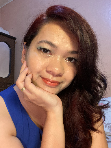 Wifehood Story's avatar