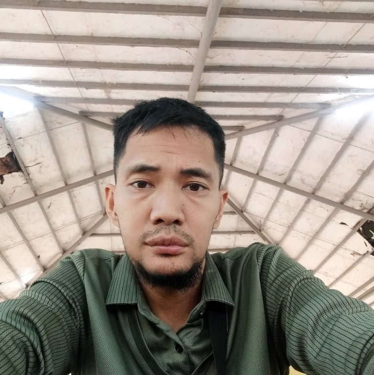 Junryl Lazaro's avatar