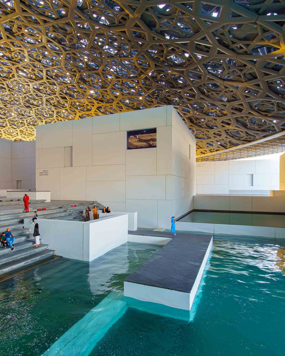 From Dubai: Abu Dhabi Grand Mosque & Louvre Museum Full-Day