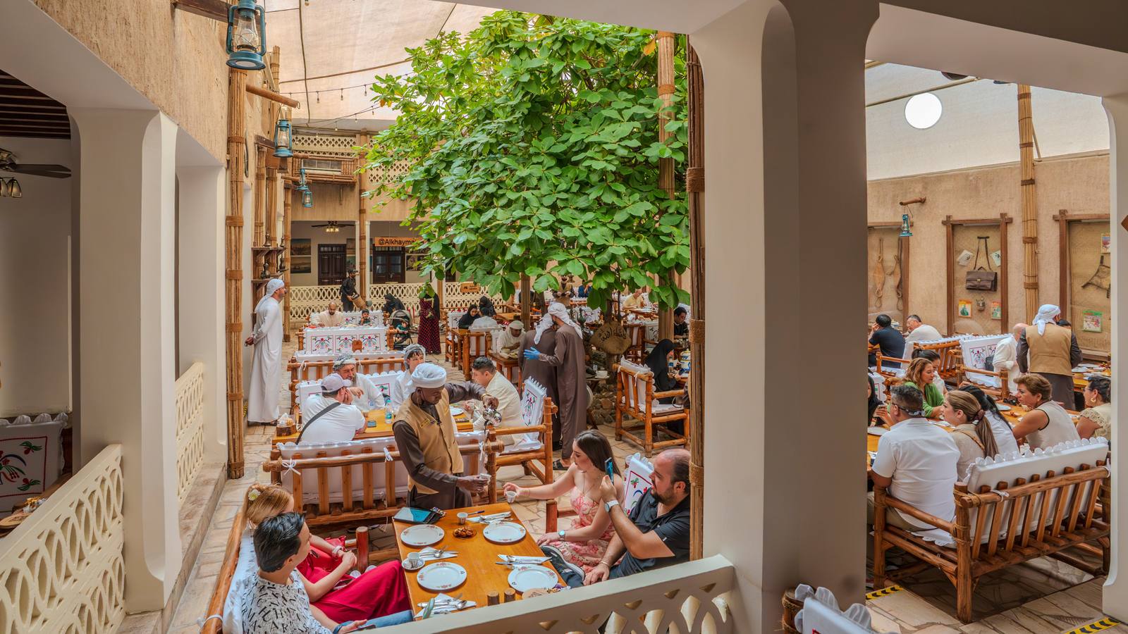 Dubai: Emirati Dining Experience at Al Khayma Heritage House 