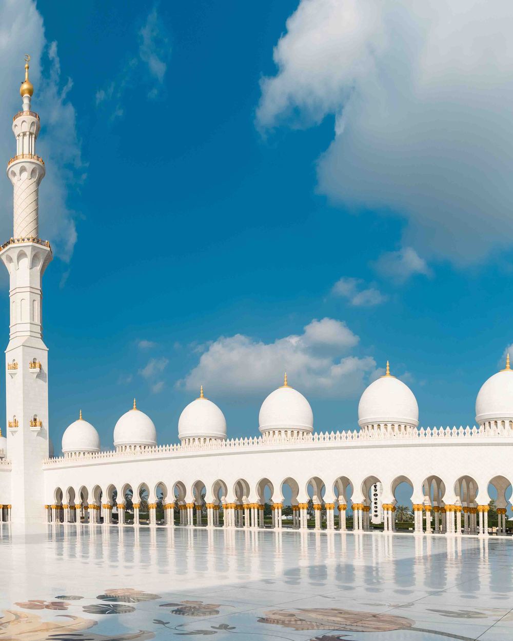 Abu Dhabi, Al Ain and the Mighty Desert in 4 days, from Dubai