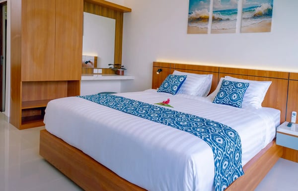 Deluxe-Panoramic-Room-1