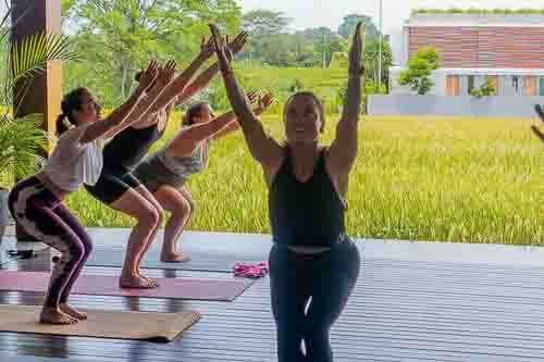 200 hour Yoga Teacher Training Yoga coach