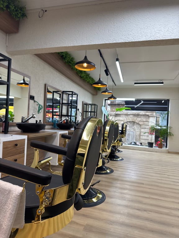 Aura Hair Studio