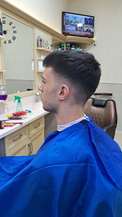 Barber Metin Kuşadası
