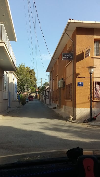 İzmir Kuaför