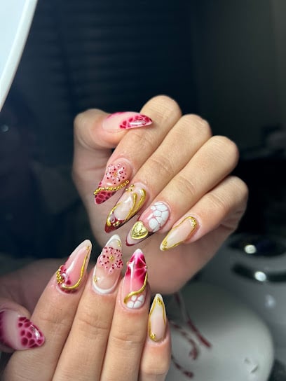 Berlux Nail Studio