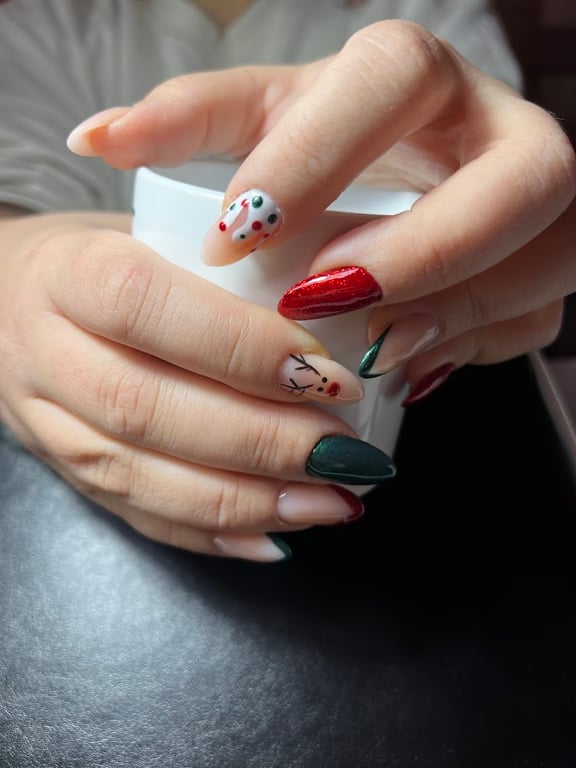 Nail by Isabel