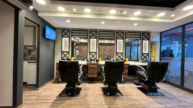 Tıvolı's Men Hair Art