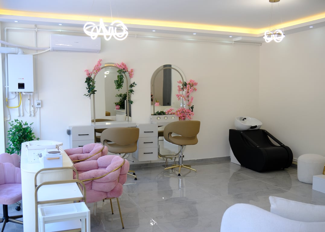 Esteluma Studio
