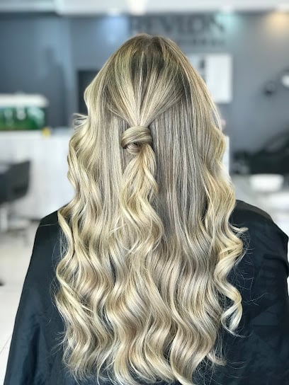 Salon Olivia Bayan Kuaförü