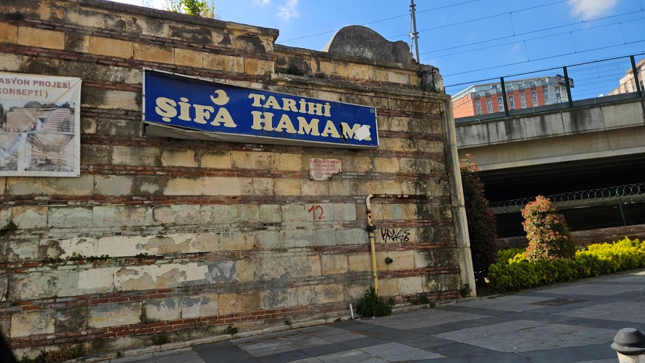 Tarihi Şifa Hamamı