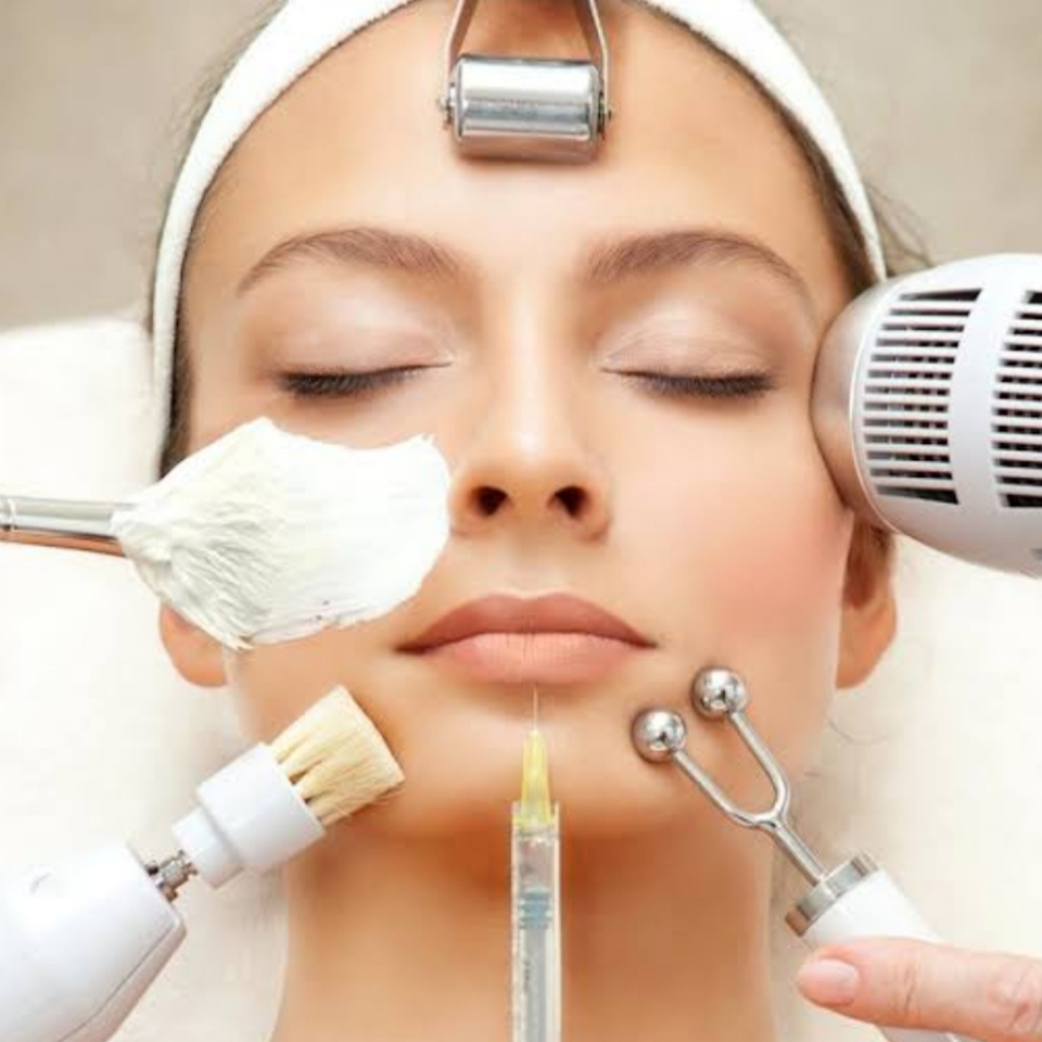 ALTIN BEAUTY (GÜZELLİK SALONU)