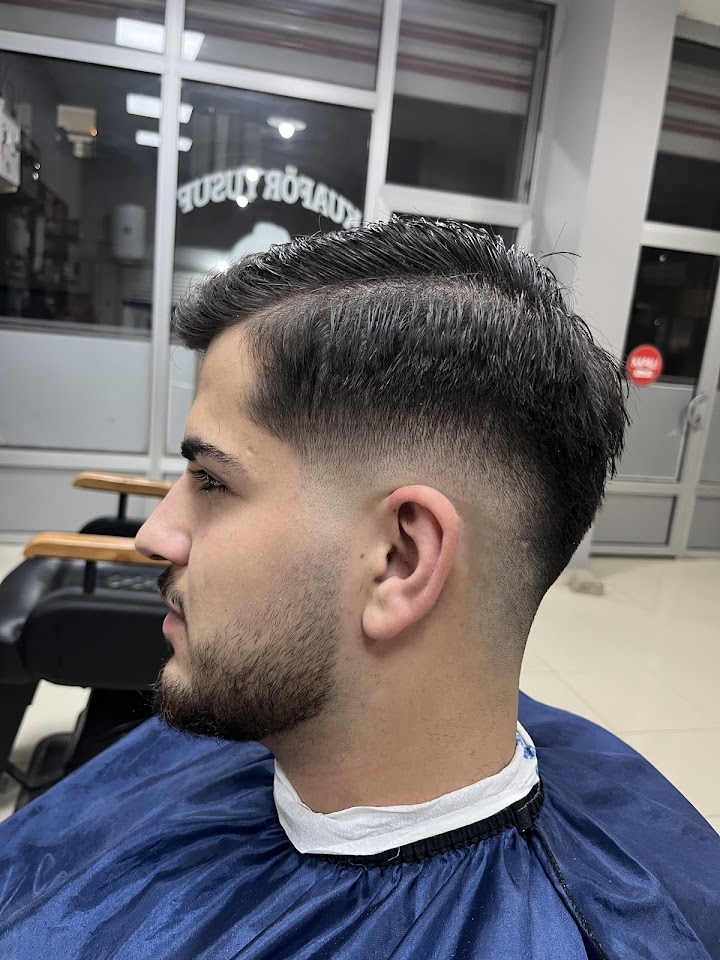 JOSEF BARBER 💈
