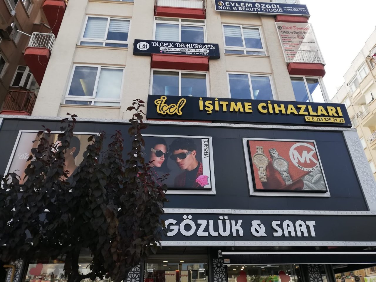 Dilek Demirezen Estetik Ve Güzellik Merkezi