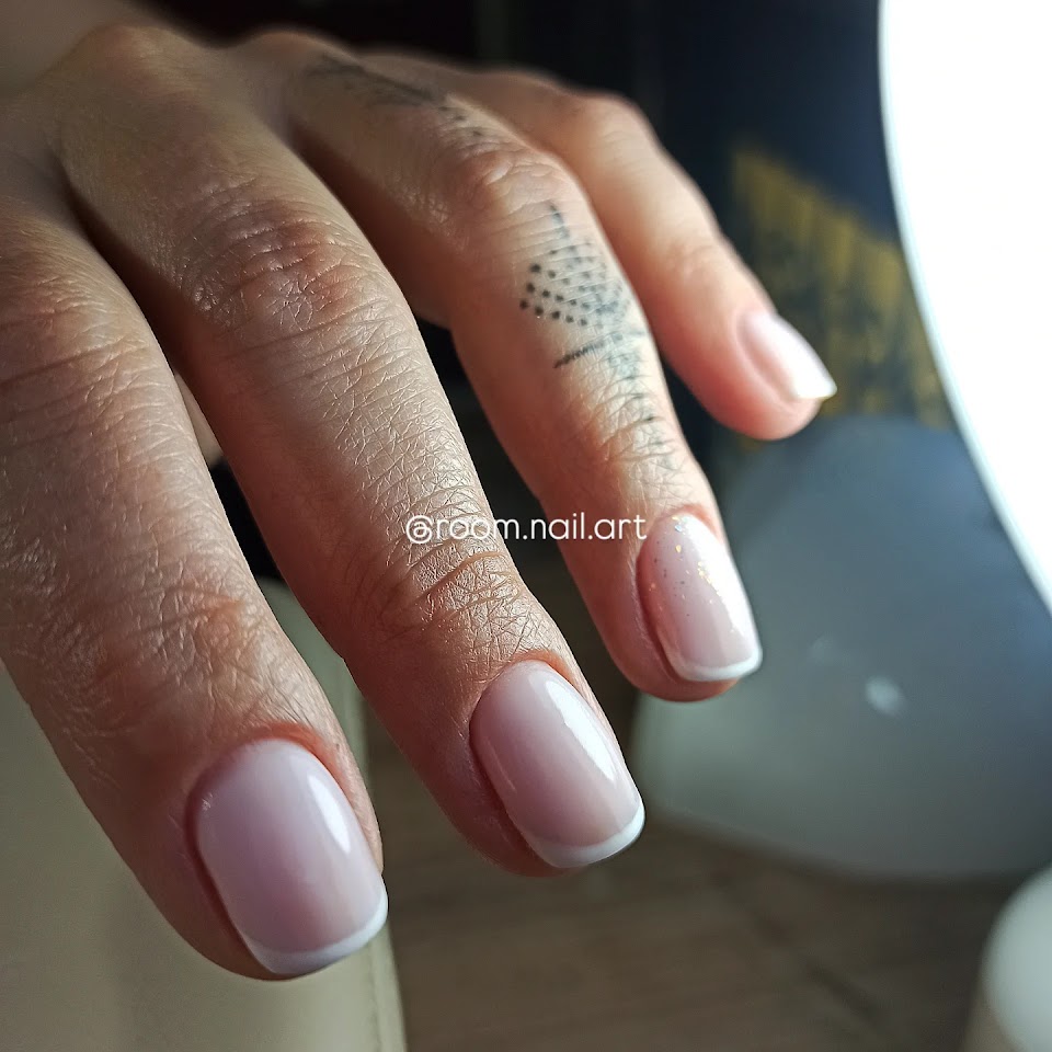 Room Nail Art