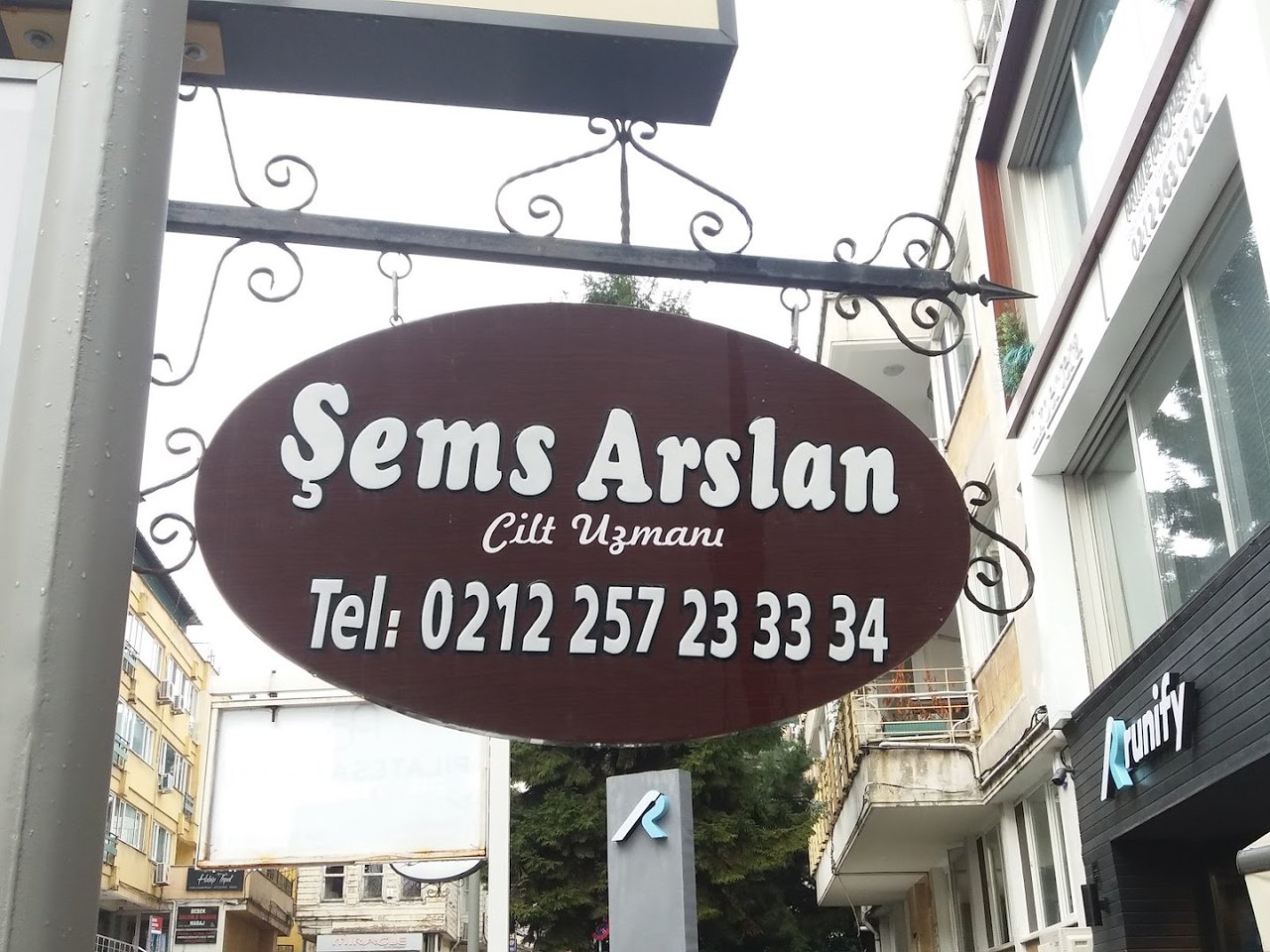 Şems Arslan Cilt Uzmanı