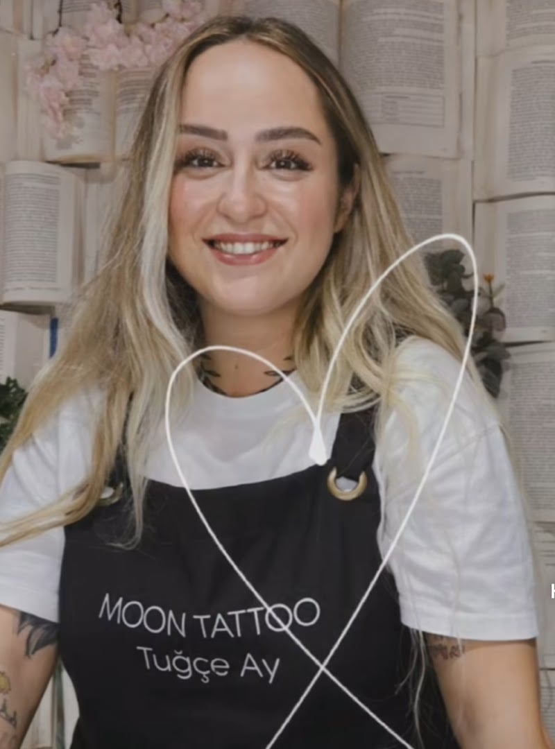 Moon Tattoo & Piercing Tuğçe Ay