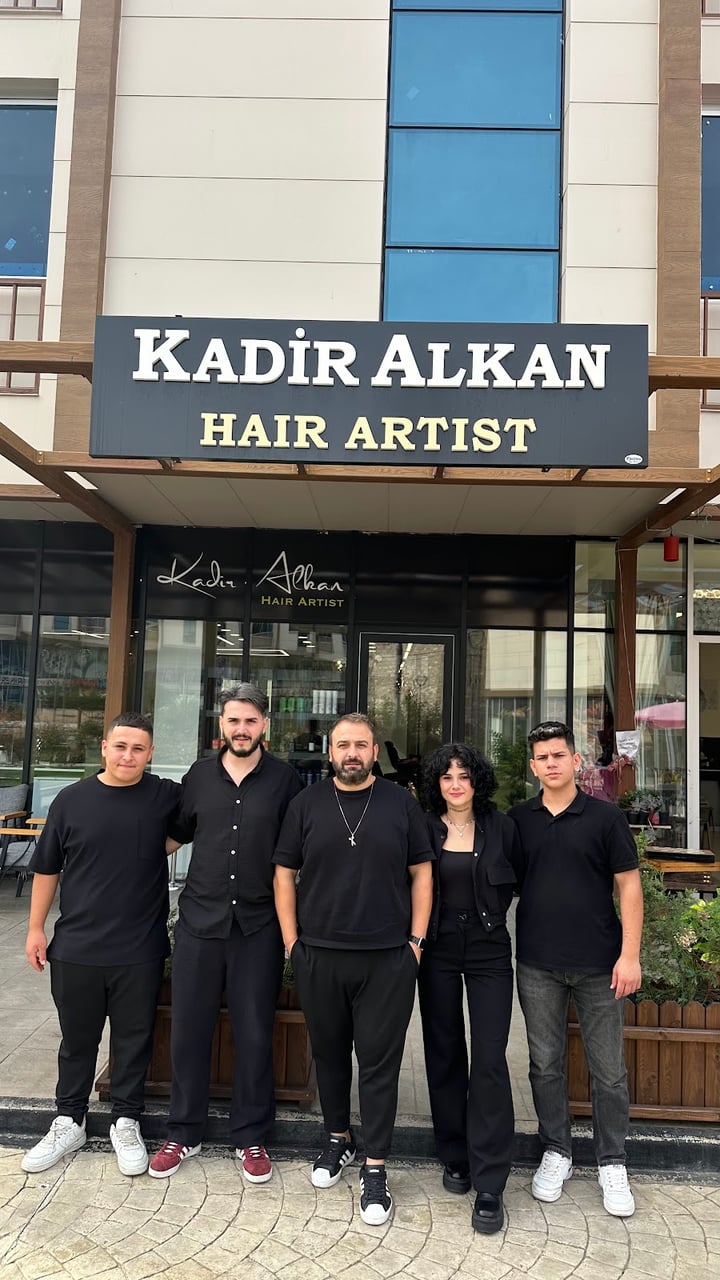 Kadir Alkan Hair Artist Erkek kuaförü barber shop Trabzon