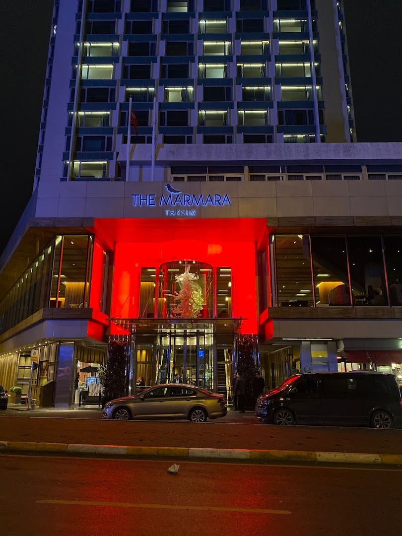 Hair Salon / Hairdresser - The Marmara Hotel Taksim
