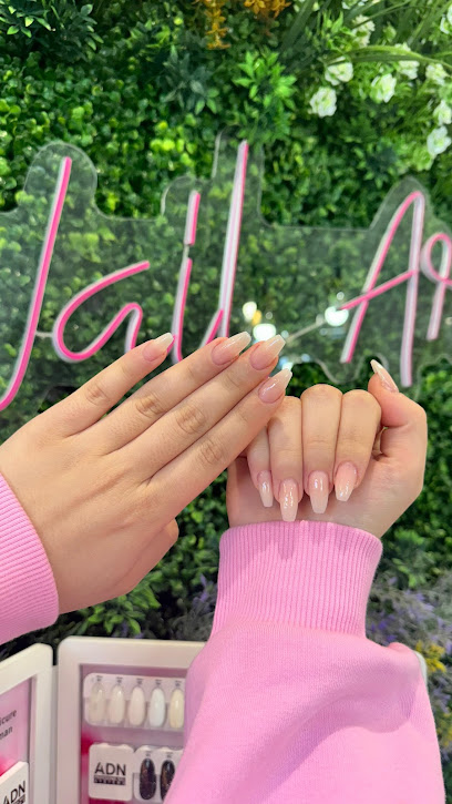 Nois Nail Art - Protez Tırnak - Lazer Epilasyon - Cilt Bakımı - Kalıcı Oje - Microblading
