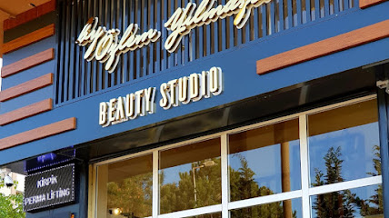 By Özlem Yılmaztürk Beauty Studio