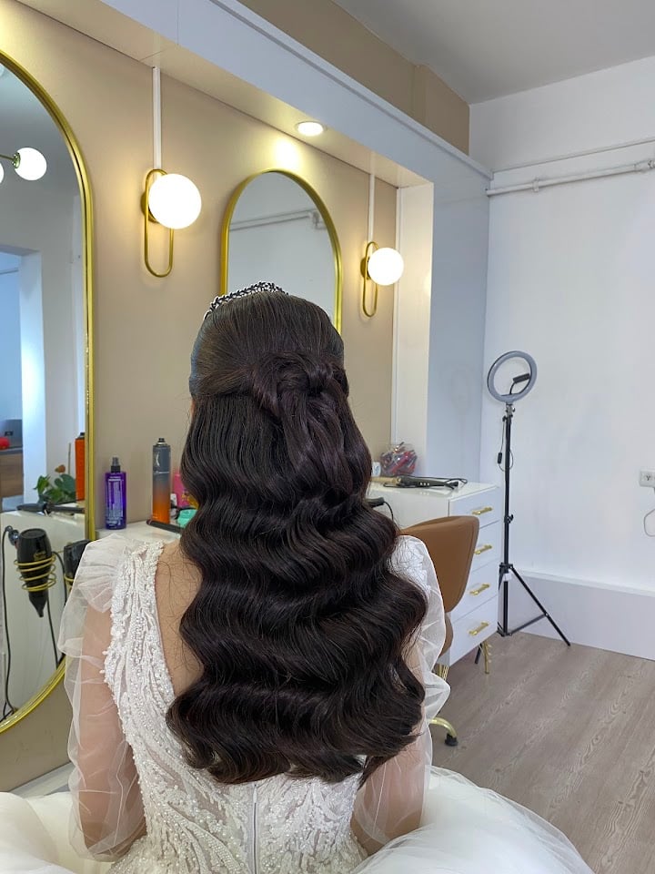 Soft Hair & Makeup Studio
