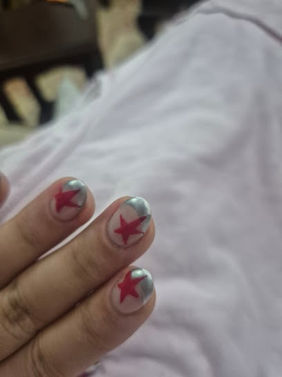 D2 Nail Bar