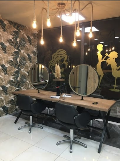 Maya Hair Design & Make Up