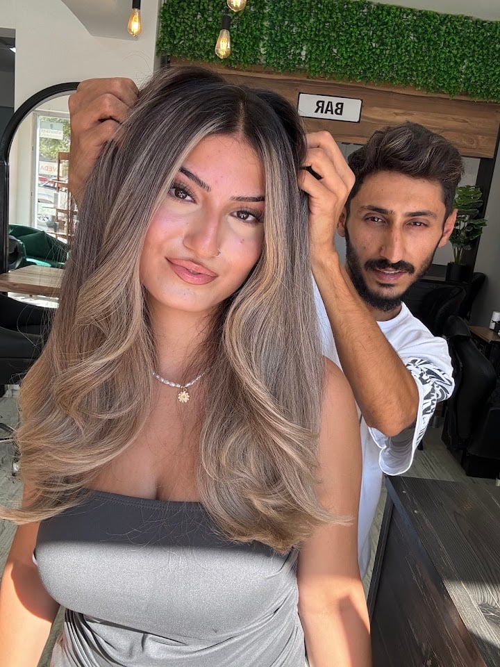 3 Adam kuaför Şakir kaya