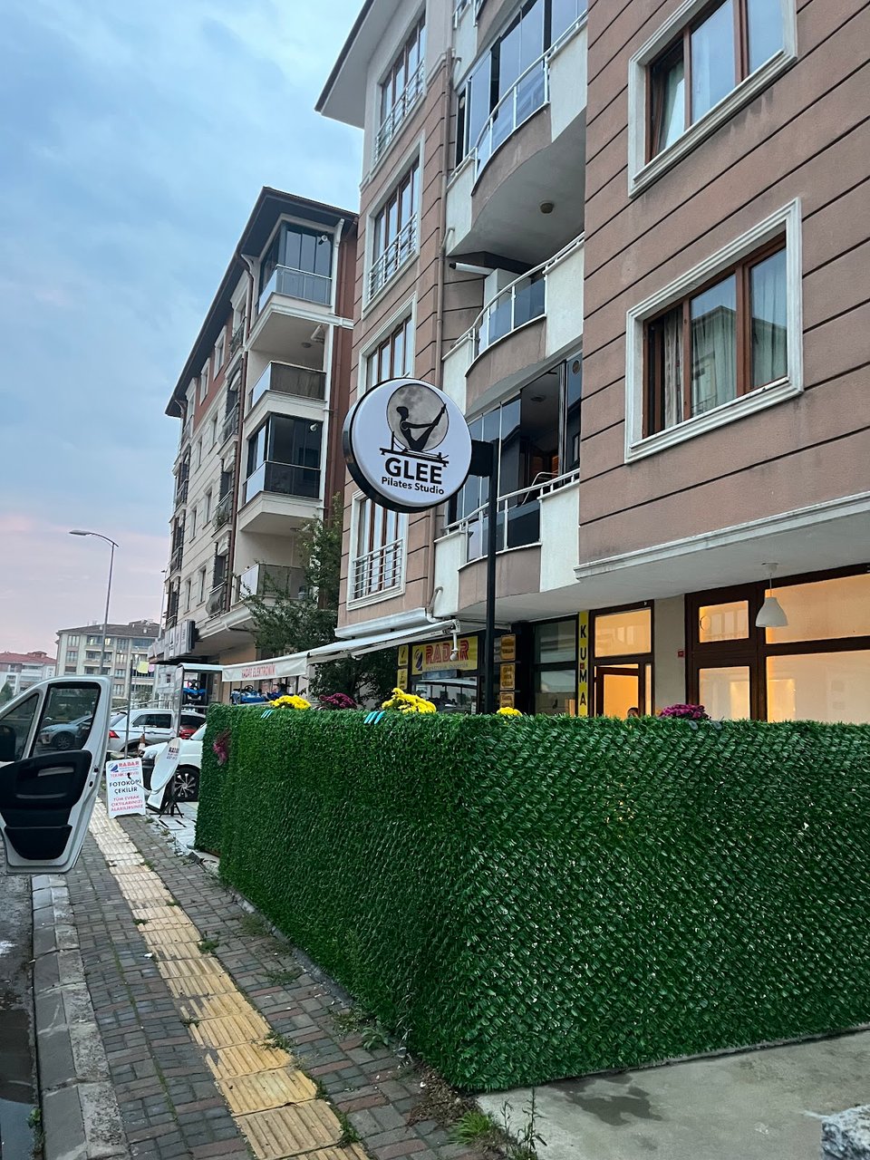 GLEE PİLATES Studio ve Glee Baby Spa Merkezi