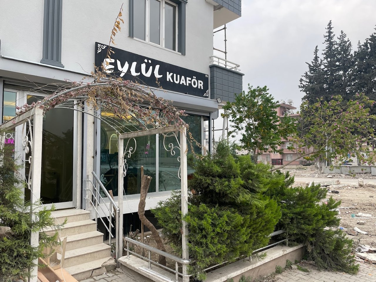 Eylül Kadın Kuaförü