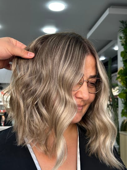 Solo Hair