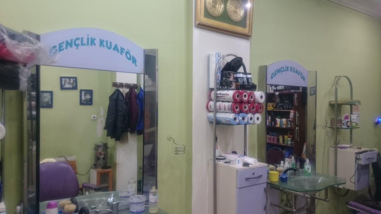 Gençlik Spor Kuaför Salonu