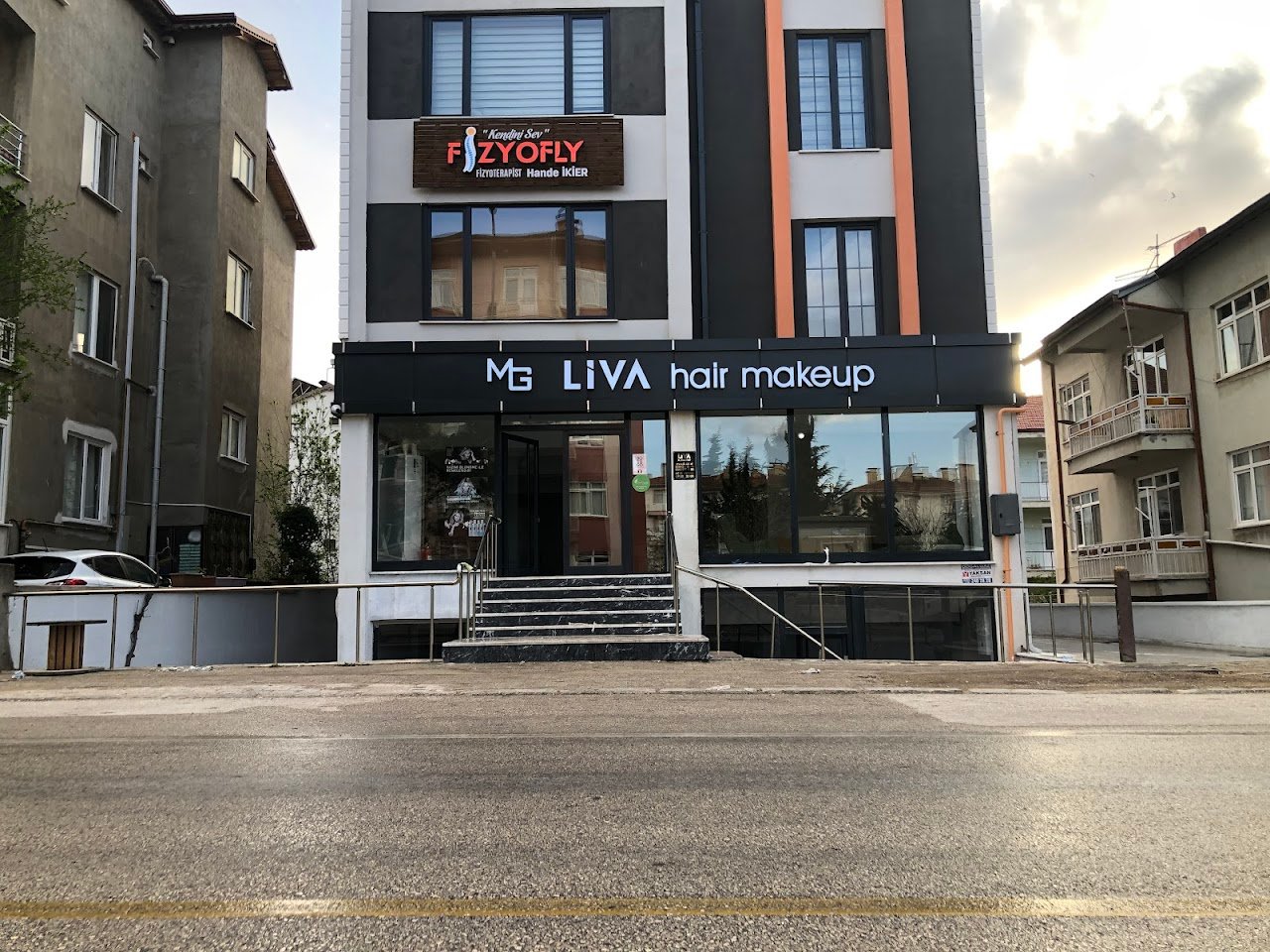 Liva Hair Makeup