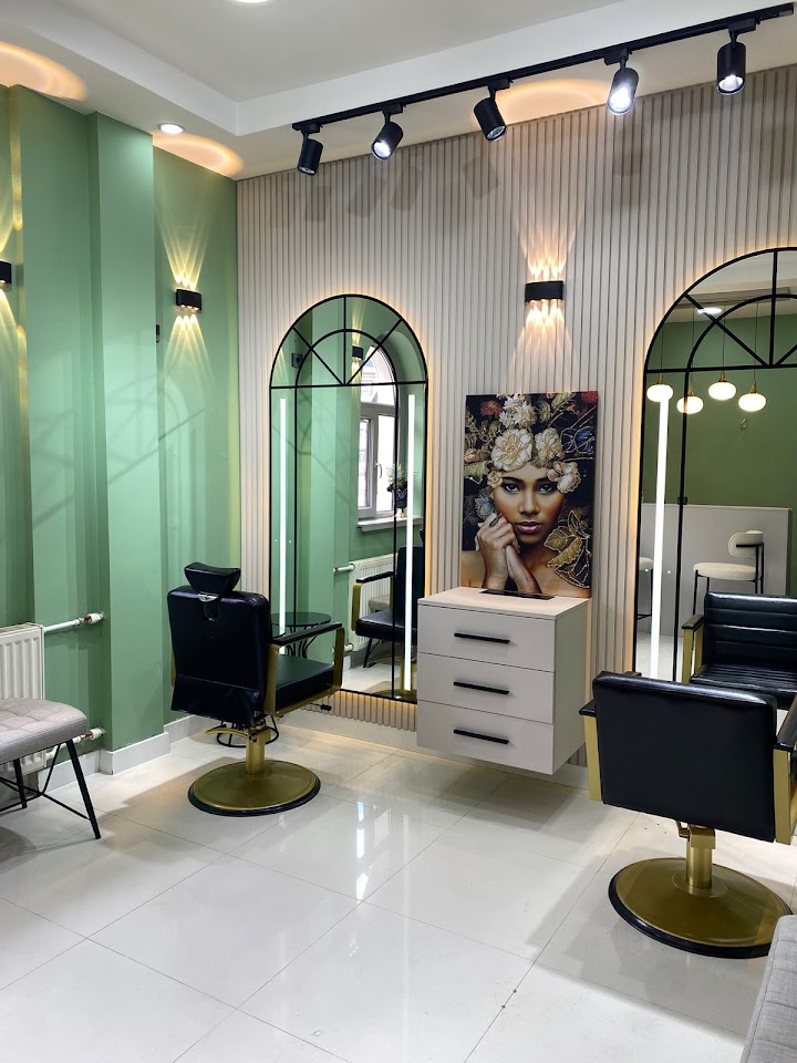 Goncagül Çınar Hair & Makeup