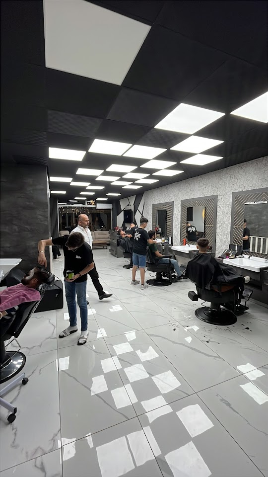 Burak KÖSE haircuts