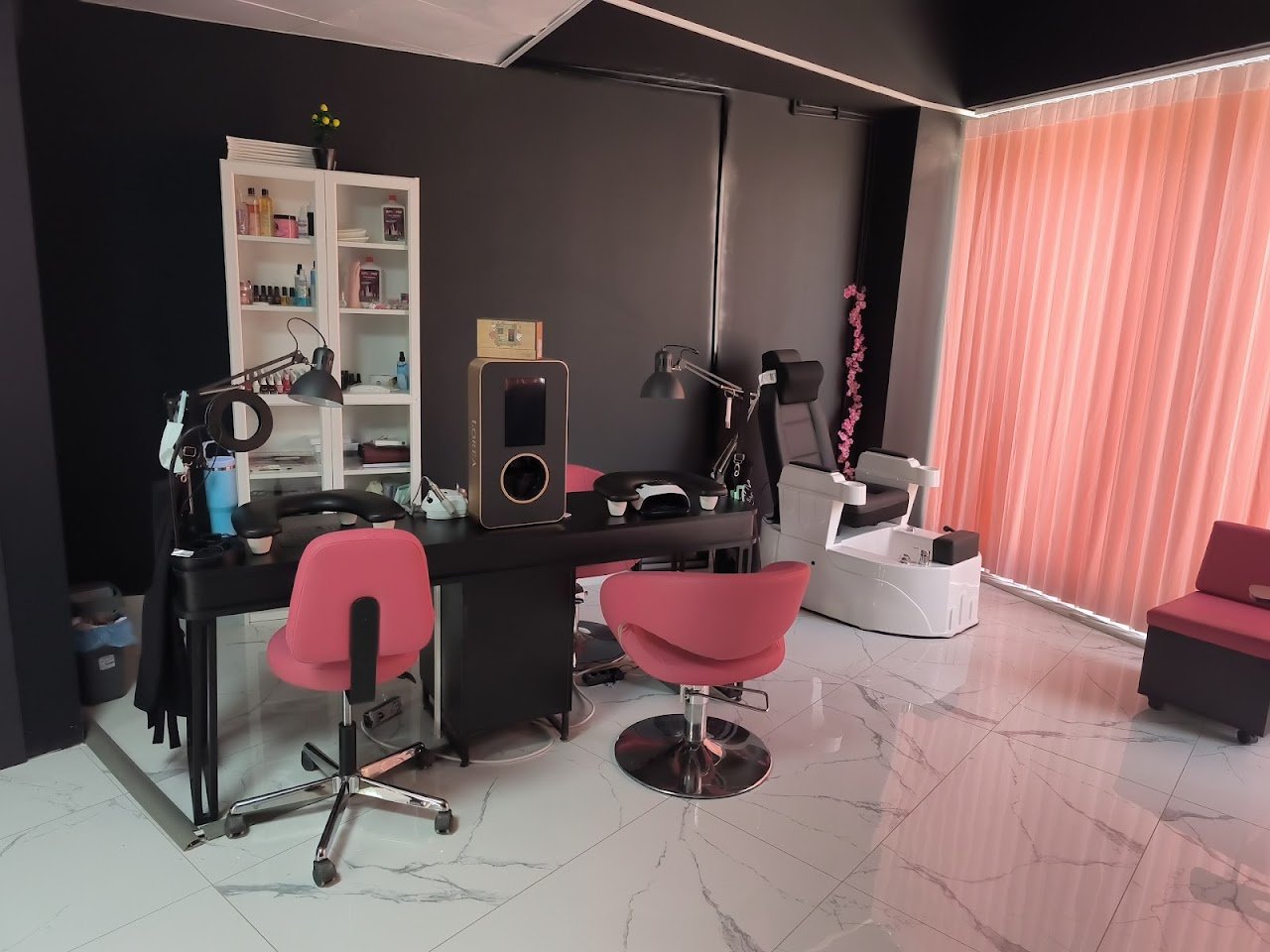 FATMAZEL GÜZELLİK SALONU