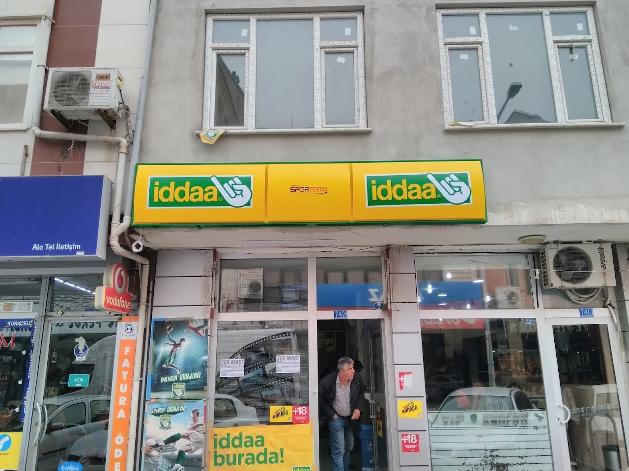 V.İ.P ERKEK KUAFÖRÜ