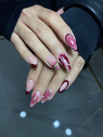 Aleyna nail salon